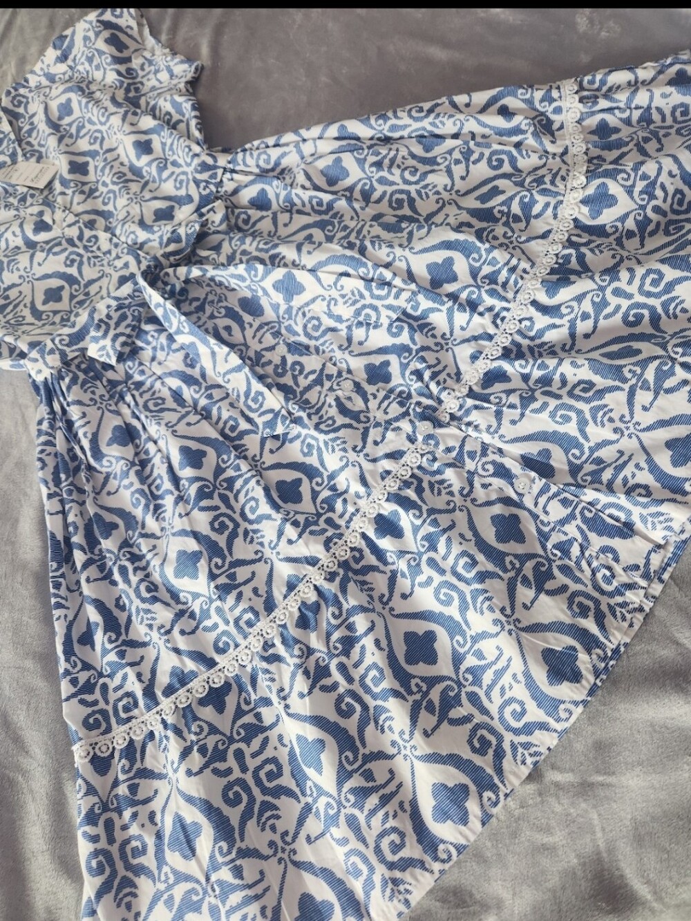 Pattern Dress - Picture 3 of 6